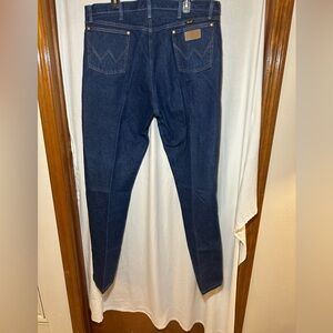 Men’s Wranglers. Size 42x36. Like new.